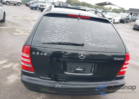 2005 Mercedes-Benz C 240 Luxury 4Matic из США, поврежденный, VIN WDBRH81J85F567579